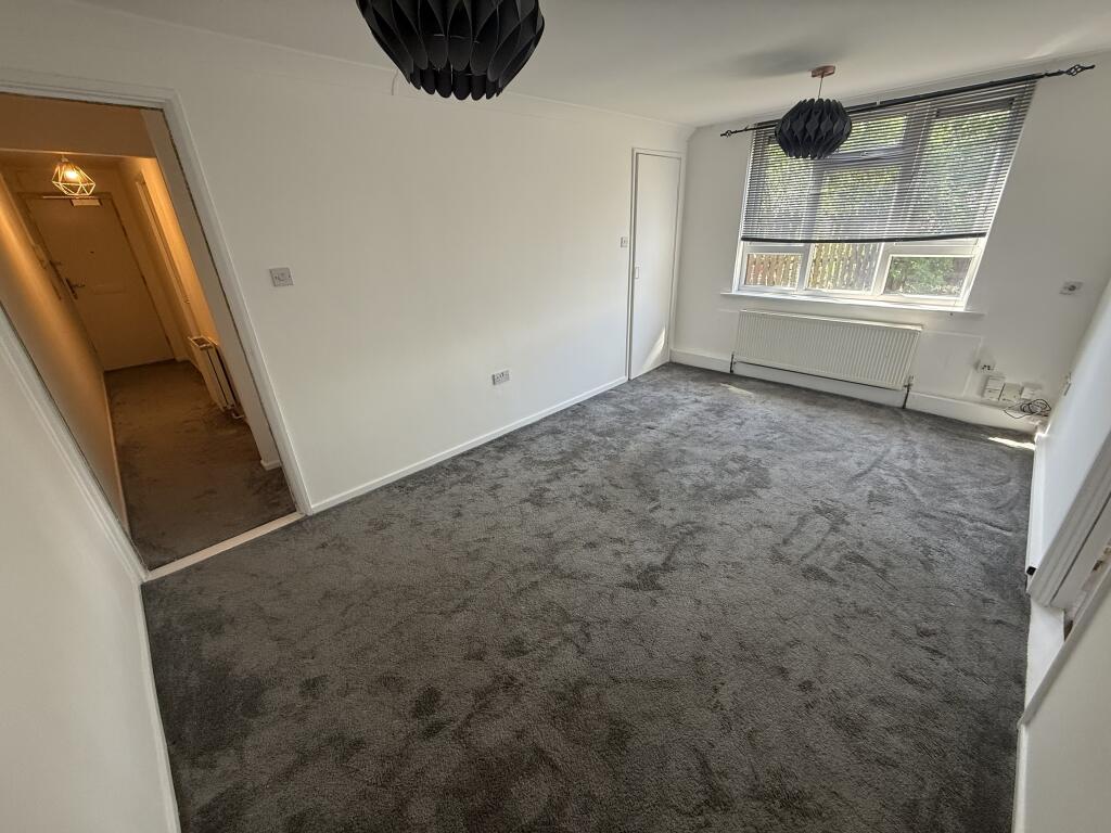 1 bed 1st Floor Flat for rent in Perton. From Dixons - Wolverhampton