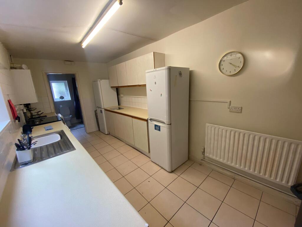 4 bed Detached for rent in Wolverhampton. From Dixons - Wolverhampton