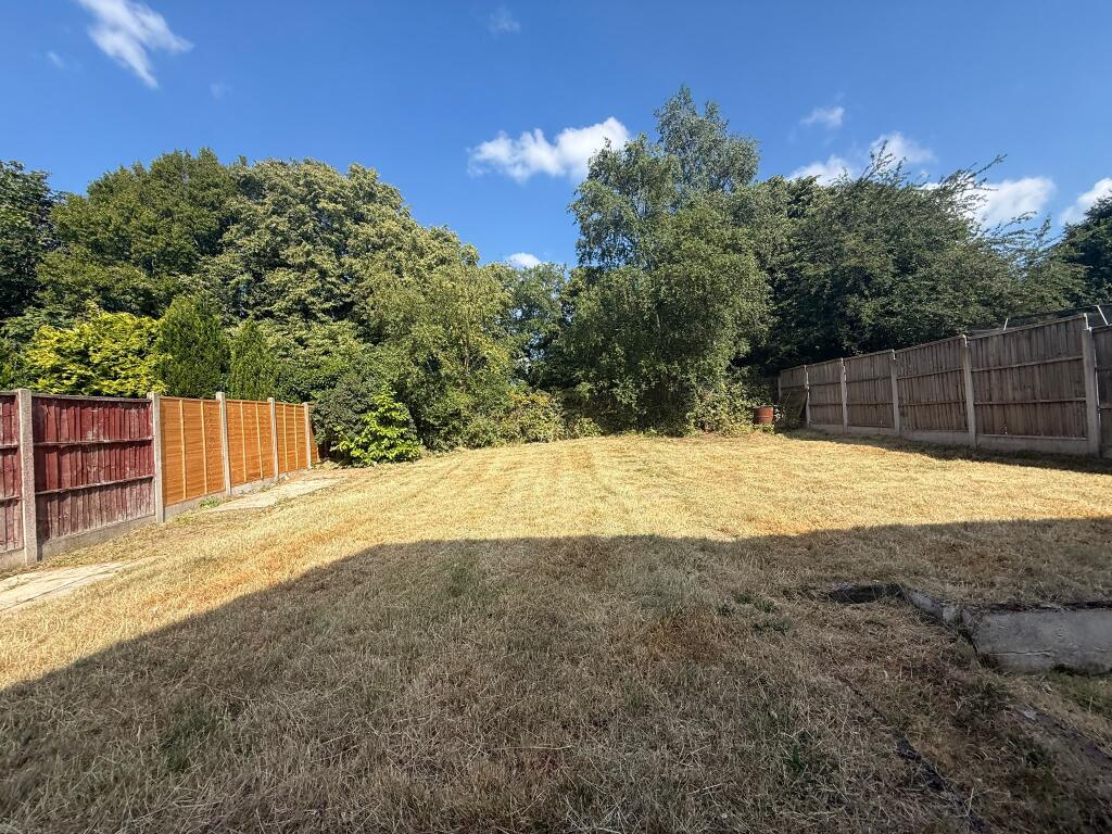 3 bed Link detached for rent in Lower Penn. From Dixons - Wolverhampton