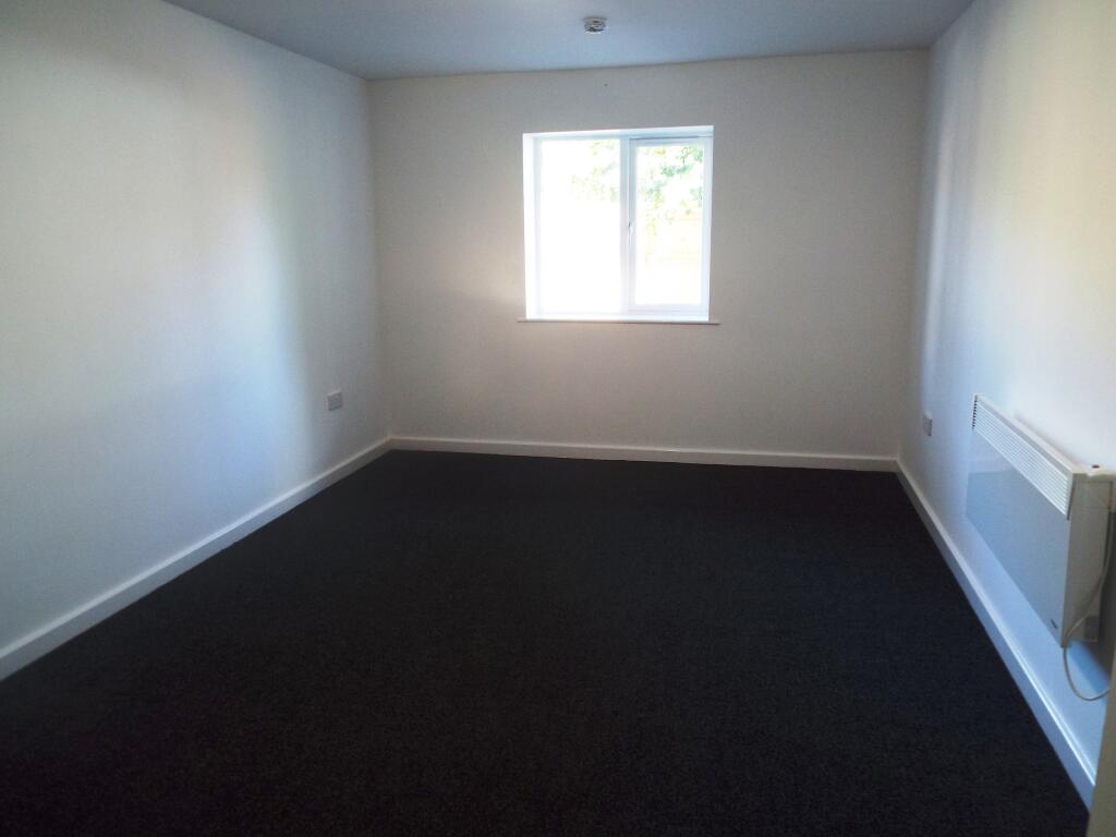 4 bed Studio for rent in Wolverhampton. From Dixons - Wolverhampton 4 bed Studio for rent in Wolverhampton. From Dixons - Wolverhampton