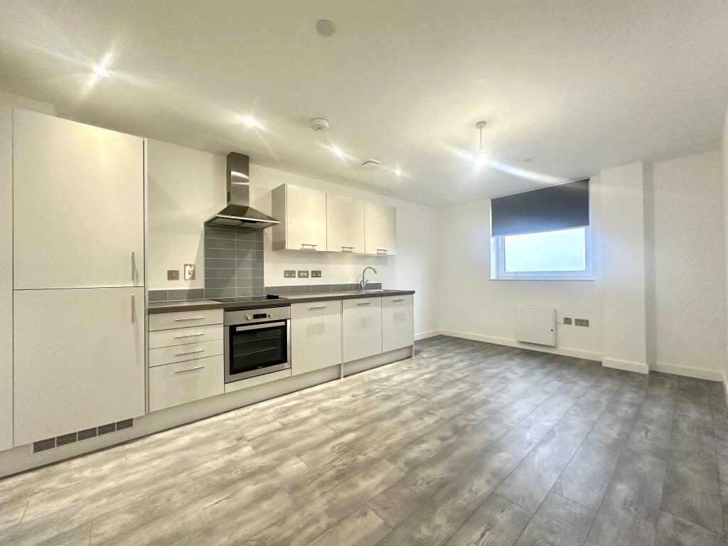 1 bed Apartment for rent in Solihull. From Dixons - Yardley