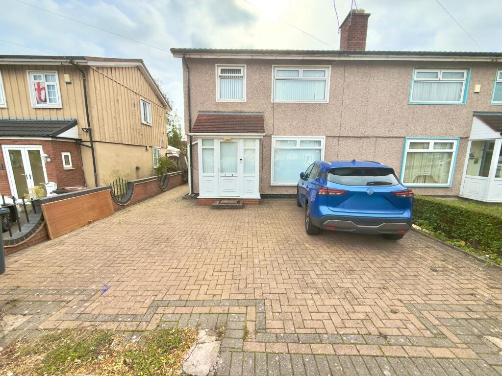 3 bed Detached for rent in Bickenhill. From Dixons - Yardley 3 bed Detached for rent in Bickenhill. From Dixons - Yardley
