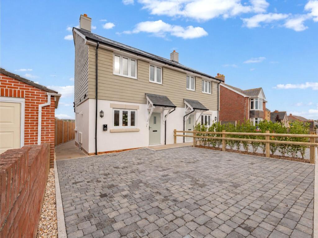 3 bed Semi Detached for rent in Chickerell. From DOMVS - Dorchester 3 bed Semi Detached for rent in Chickerell. From DOMVS - Dorchester