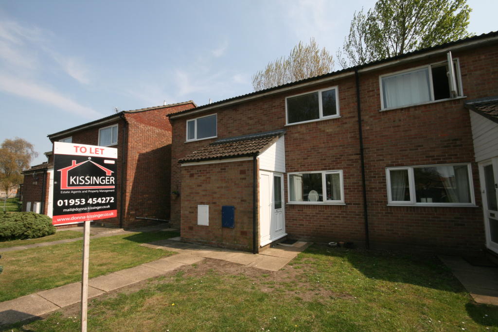 2 bed 1st Floor Flat for rent in Attleborough. From Donna Kissinger - Attleborough 2 bed 1st Floor Flat for rent in Attleborough. From Donna Kissinger - Attleborough