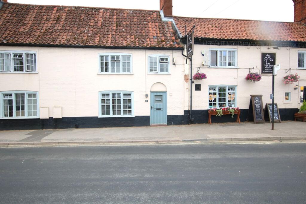 2 bed Cottage for rent in East Harling. From Donna Kissinger - Attleborough 2 bed Cottage for rent in East Harling. From Donna Kissinger - Attleborough