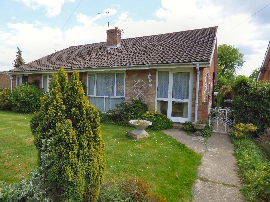 2 bed Semi-detached bungalow for rent in Uckfield. From Duke Letting - Uckfield