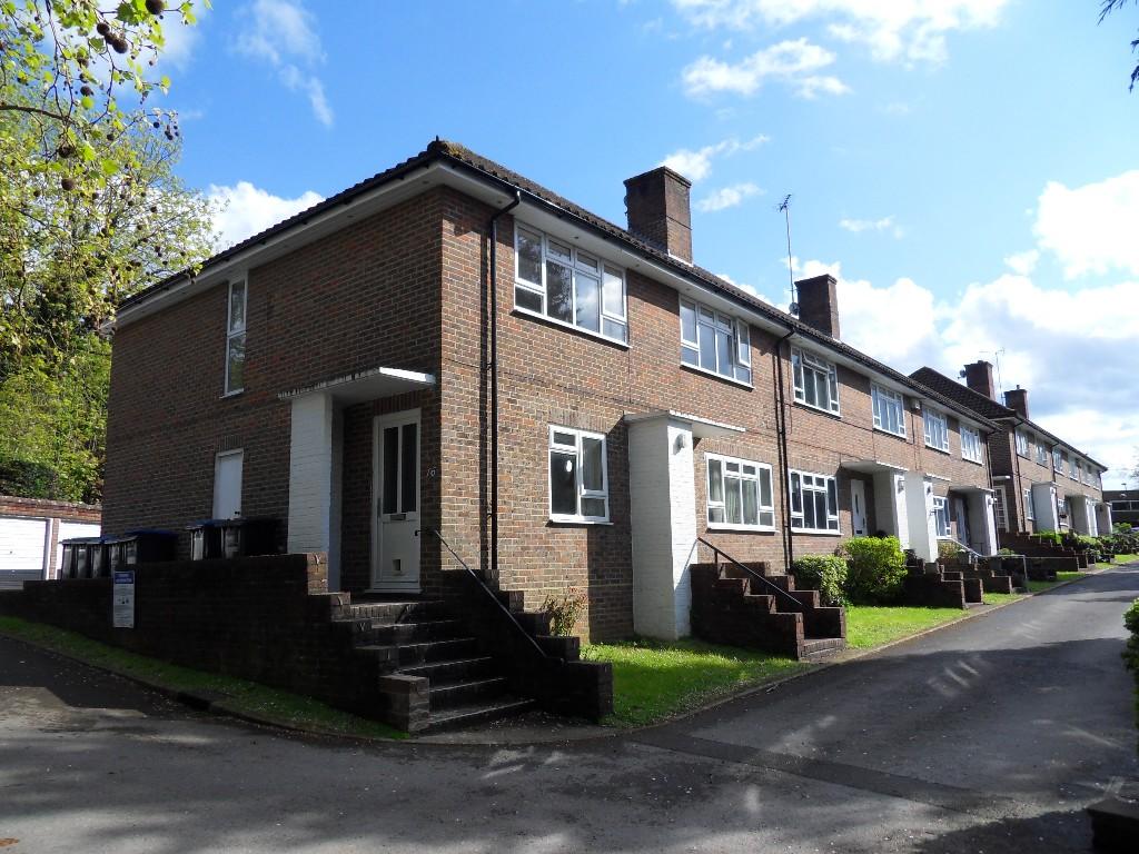 2 bed 1st Floor Flat for rent in Haywards Heath. From Duke Letting - Uckfield 2 bed 1st Floor Flat for rent in Haywards Heath. From Duke Letting - Uckfield
