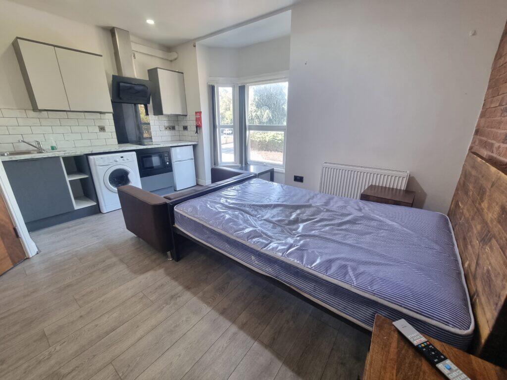 0 bed Studio for rent in Birmingham. From Easy Lettings (Birmingham) Ltd - Birmingham