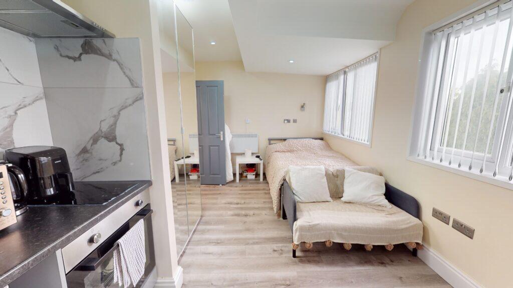 0 bed Studio for rent in Birmingham. From Easy Lettings (Birmingham) Ltd - Birmingham 0 bed Studio for rent in Birmingham. From Easy Lettings (Birmingham) Ltd - Birmingham