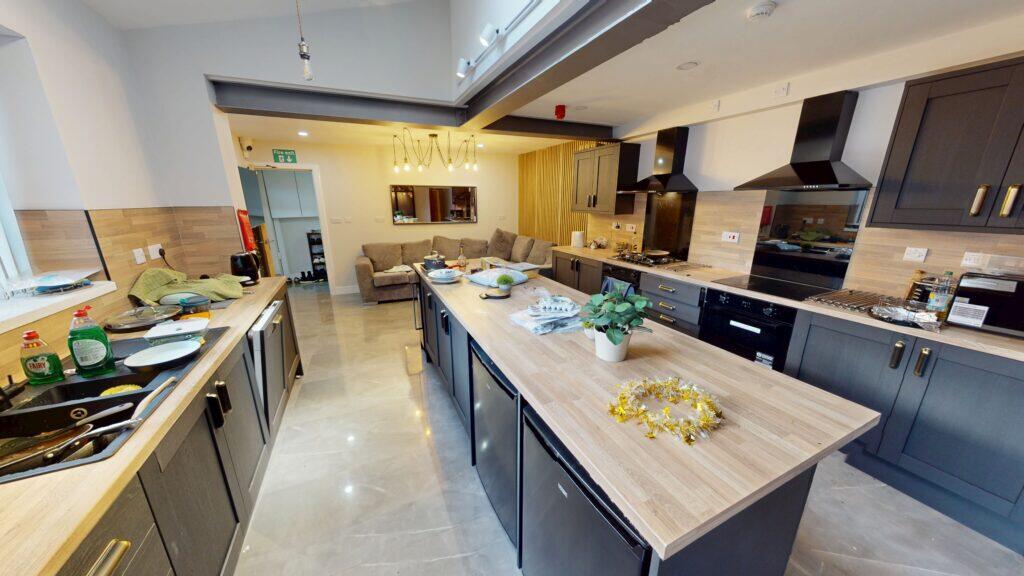 7 bed Detached for rent in Birmingham. From Easy Lettings (Birmingham) Ltd - Birmingham