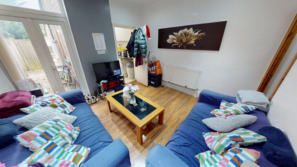 5 bed Detached for rent in Birmingham. From Easy Lettings (Birmingham) Ltd - Birmingham