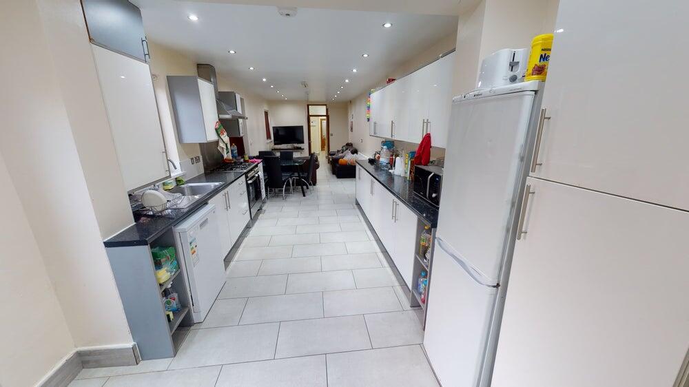 7 bed Detached for rent in Birmingham. From Easy Lettings (Birmingham) Ltd - Birmingham 7 bed Detached for rent in Birmingham. From Easy Lettings (Birmingham) Ltd - Birmingham