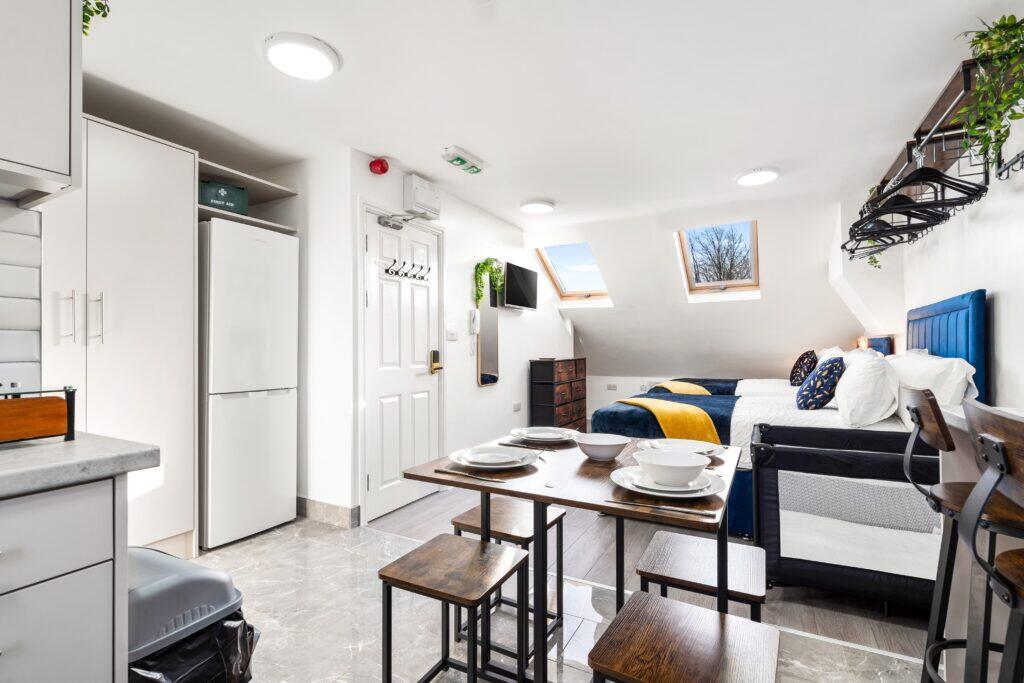 0 bed Studio for rent in Headley Heath. From Easy Lettings (Birmingham) Ltd - Birmingham