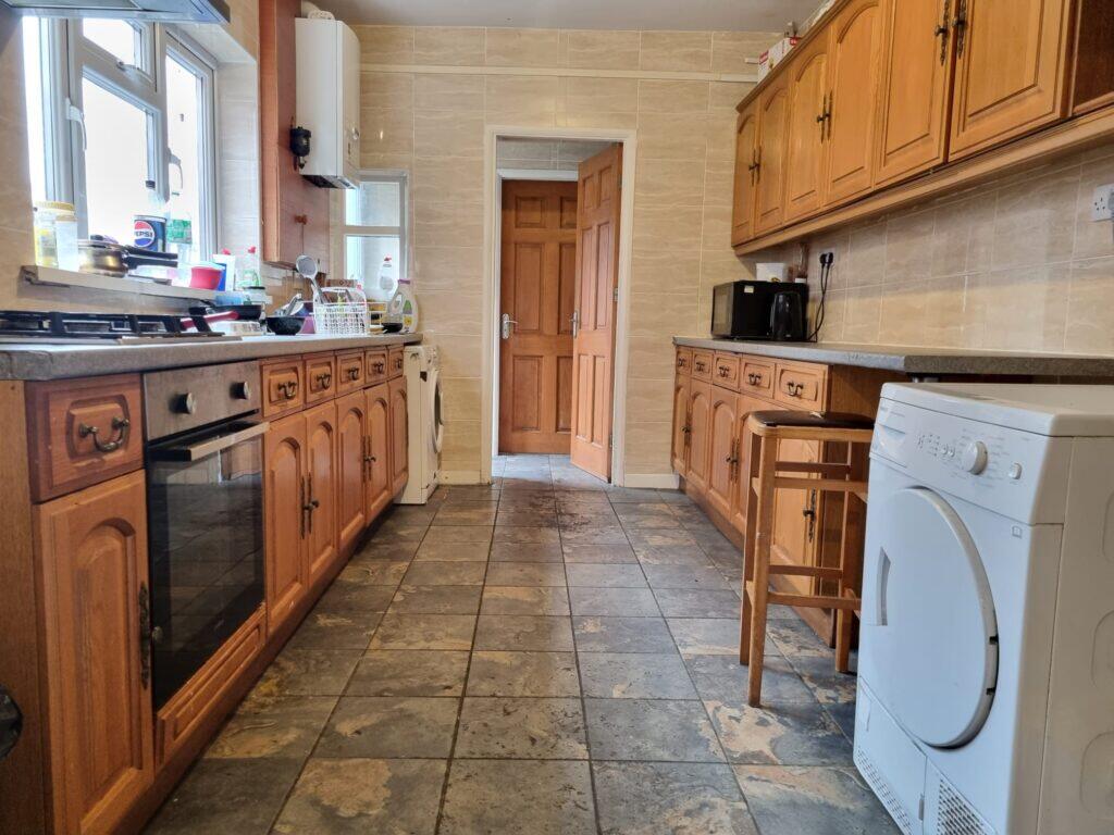 4 bed Detached for rent in Birmingham. From Easy Lettings (Birmingham) Ltd - Birmingham 4 bed Detached for rent in Birmingham. From Easy Lettings (Birmingham) Ltd - Birmingham
