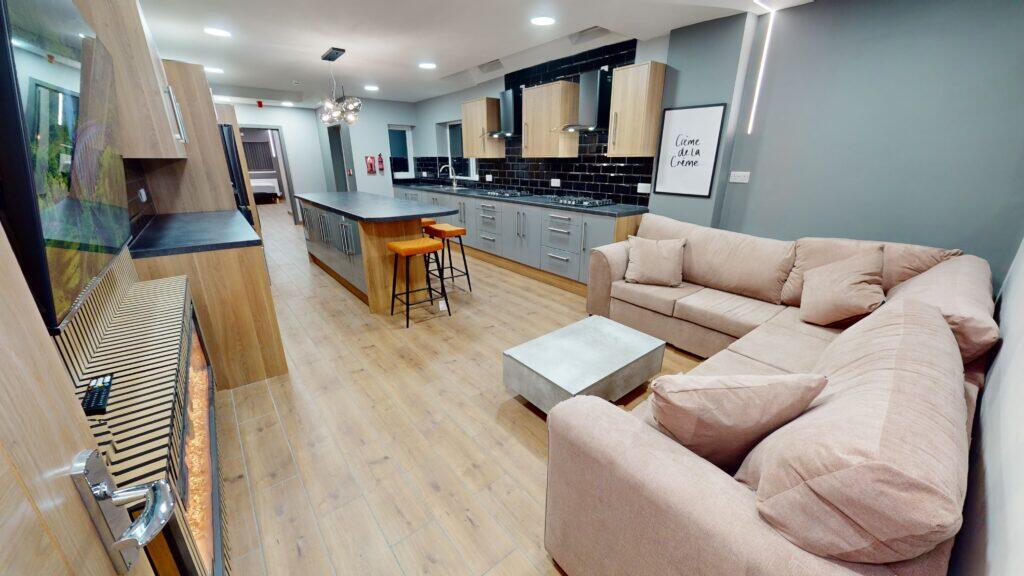 7 bed Detached for rent in Birmingham. From Easy Lettings (Birmingham) Ltd - Birmingham 7 bed Detached for rent in Birmingham. From Easy Lettings (Birmingham) Ltd - Birmingham