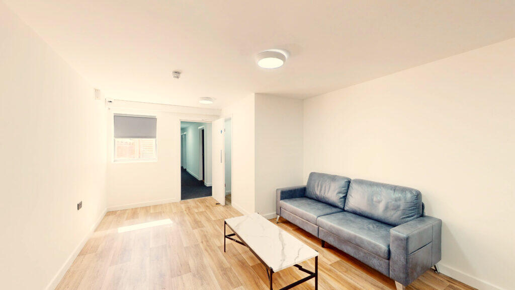4 bed Studio for rent in Headley Heath. From Easy Lettings (Birmingham) Ltd - Birmingham 4 bed Studio for rent in Headley Heath. From Easy Lettings (Birmingham) Ltd - Birmingham