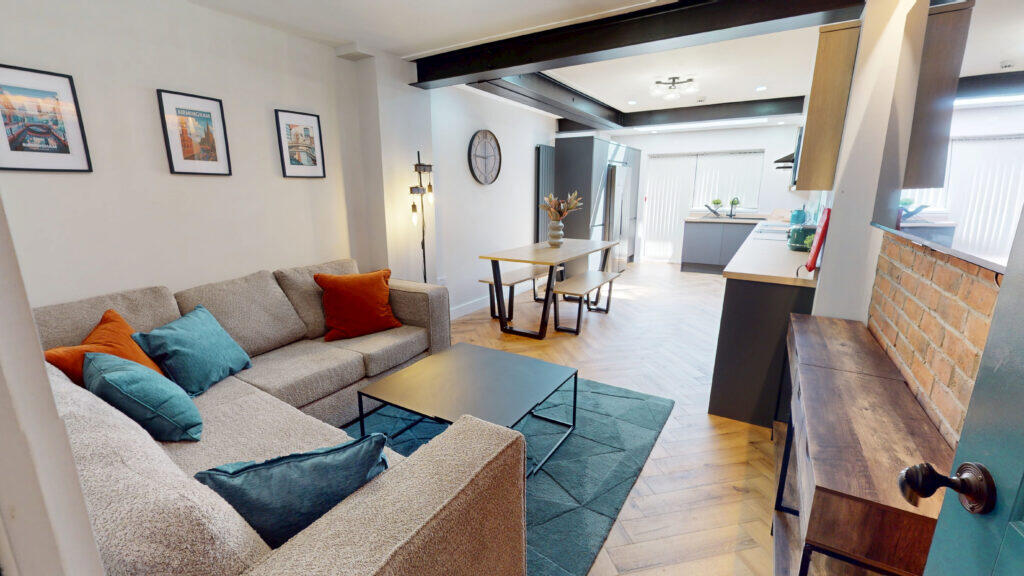 5 bed Detached for rent in Birmingham. From Easy Lettings (Birmingham) Ltd - Birmingham