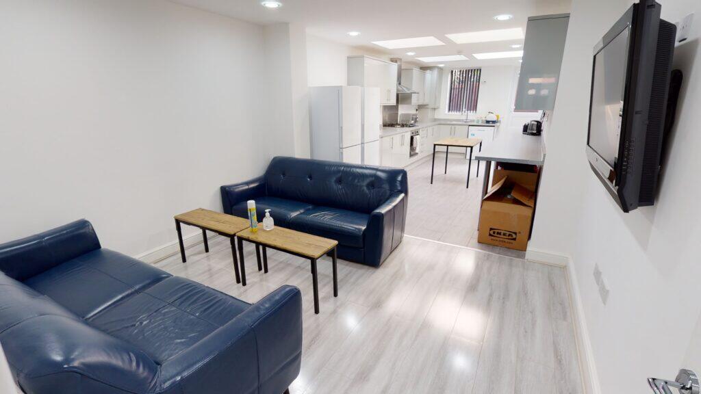 5 bed Detached for rent in Birmingham. From Easy Lettings (Birmingham) Ltd - Birmingham 5 bed Detached for rent in Birmingham. From Easy Lettings (Birmingham) Ltd - Birmingham