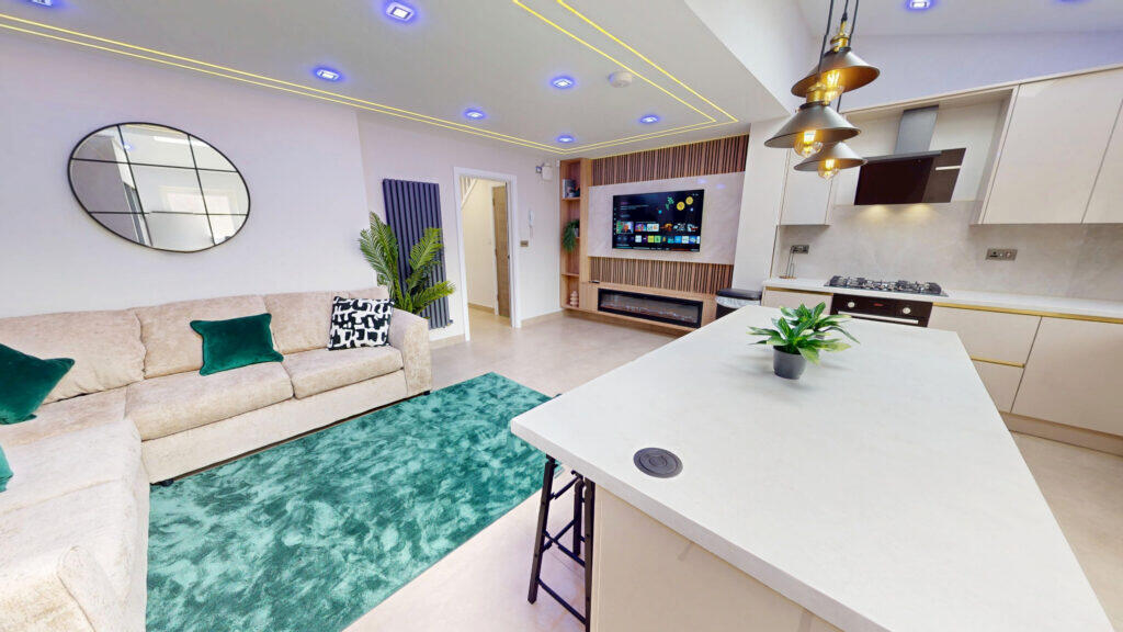 4 bed Detached for rent in Birmingham. From Easy Lettings (Birmingham) Ltd - Birmingham 4 bed Detached for rent in Birmingham. From Easy Lettings (Birmingham) Ltd - Birmingham