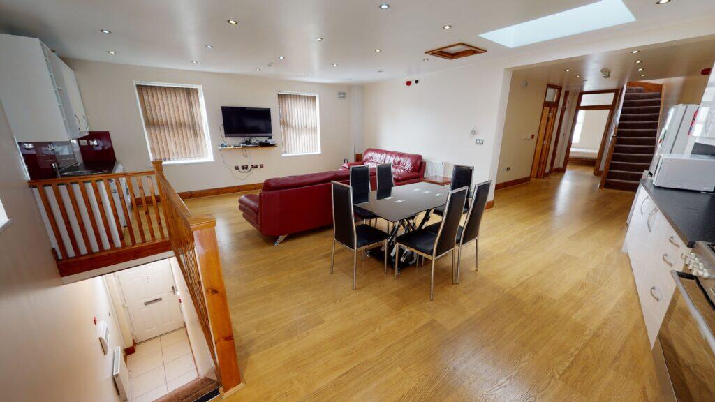 5 bed 1st Floor Flat for rent in Birmingham. From Easy Lettings (Birmingham) Ltd - Birmingham 5 bed 1st Floor Flat for rent in Birmingham. From Easy Lettings (Birmingham) Ltd - Birmingham