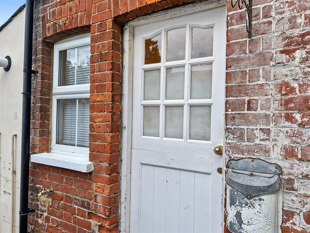 1 bed 1st Floor Flat for rent in Braintree. From Elwell Taylor - Chelmsford