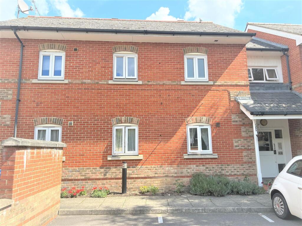 2 bed 1st Floor Flat for rent in Chelmsford. From Elwell Taylor - Chelmsford