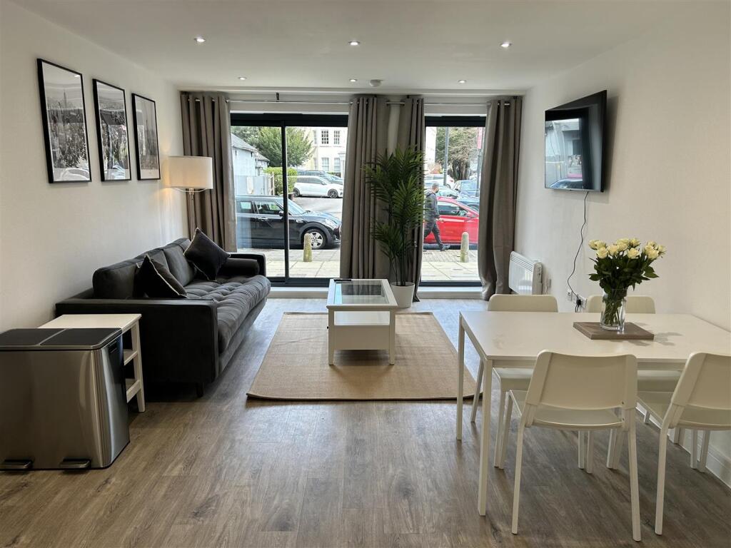 1 bed 1st Floor Flat for rent in Chelmsford. From Elwell Taylor - Chelmsford