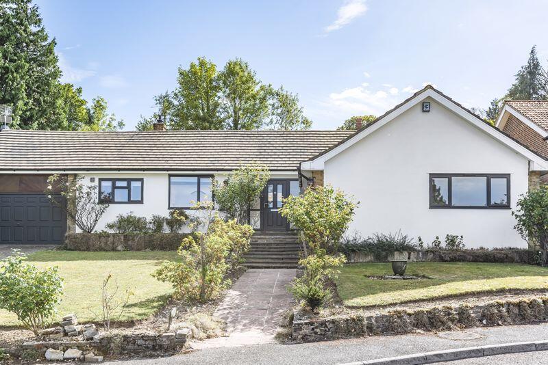 3 bed Detached bungalow for rent in Purley. From Frost Estate Agents 3 bed Detached bungalow for rent in Purley. From Frost Estate Agents