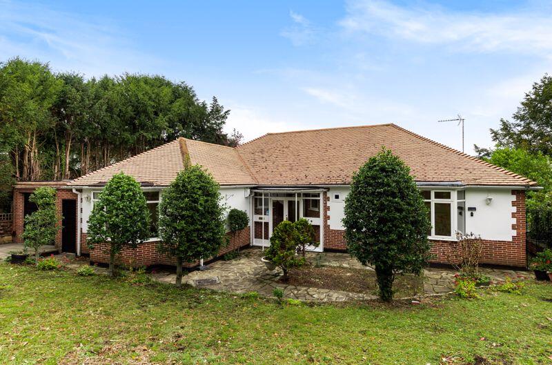 3 bed Bungalow for rent in Purley. From Frost Estate Agents 3 bed Bungalow for rent in Purley. From Frost Estate Agents