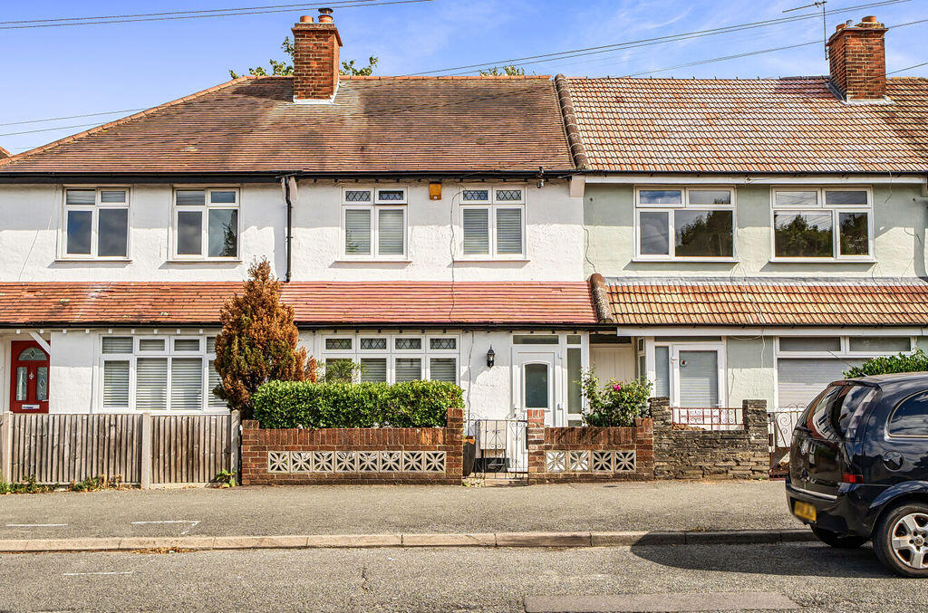 2 bed Mid Terraced House for rent in Wallington. From Frost Estate Agents