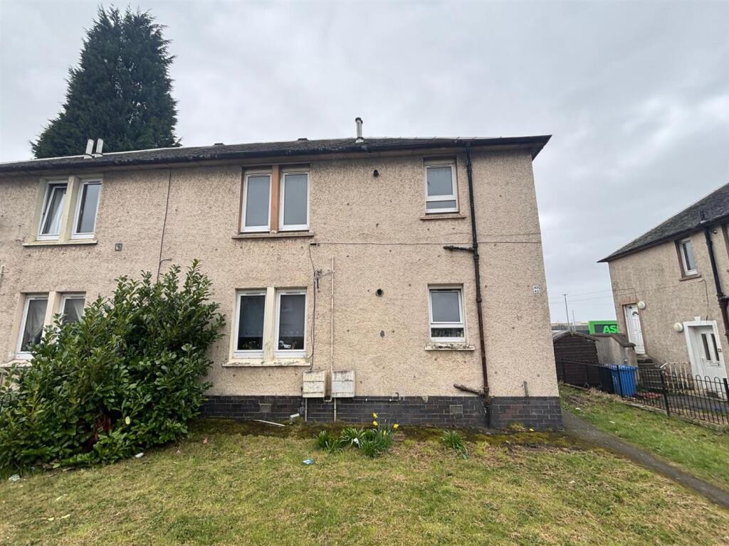 2 bed 1st Floor Flat for rent in Cairns. From Empire Property - Wishaw