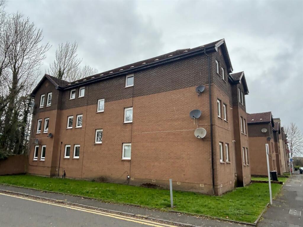 2 bed 1st Floor Flat for rent in Wishaw. From Empire Property - Wishaw
