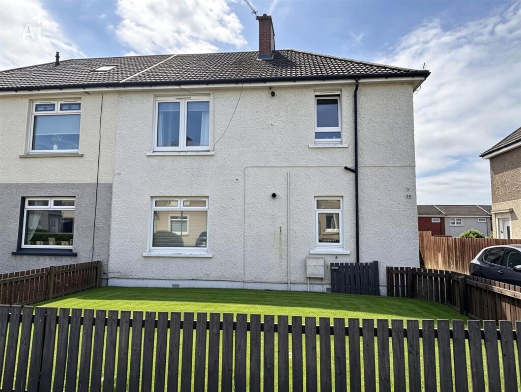 2 bed 1st Floor Flat for rent in Wishaw. From Empire Property - Wishaw