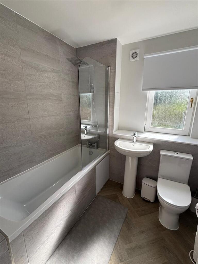 1 bed 1st Floor Flat for rent in Airdrie. From Empire Property - Wishaw 1 bed 1st Floor Flat for rent in Airdrie. From Empire Property - Wishaw