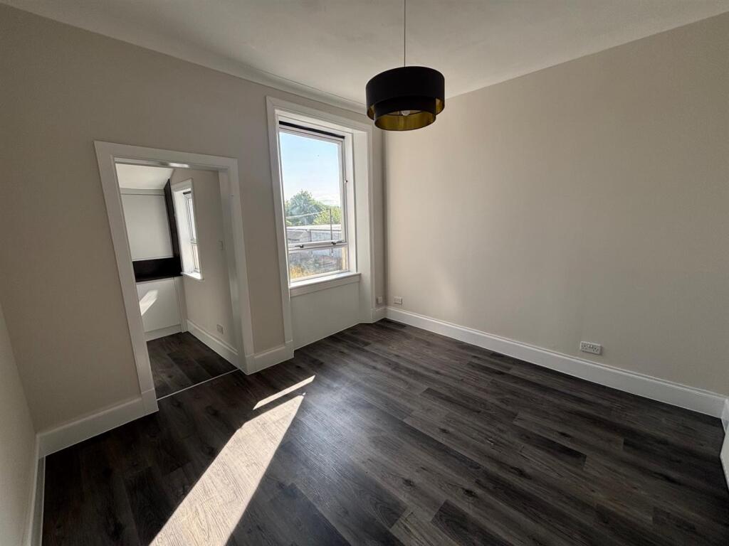 1 bed 1st Floor Flat for rent in Motherwell. From Empire Property - Wishaw