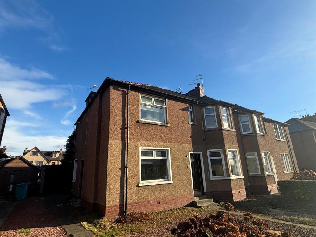 3 bed 1st Floor Flat for rent in Motherwell. From Empire Property - Wishaw 3 bed 1st Floor Flat for rent in Motherwell. From Empire Property - Wishaw