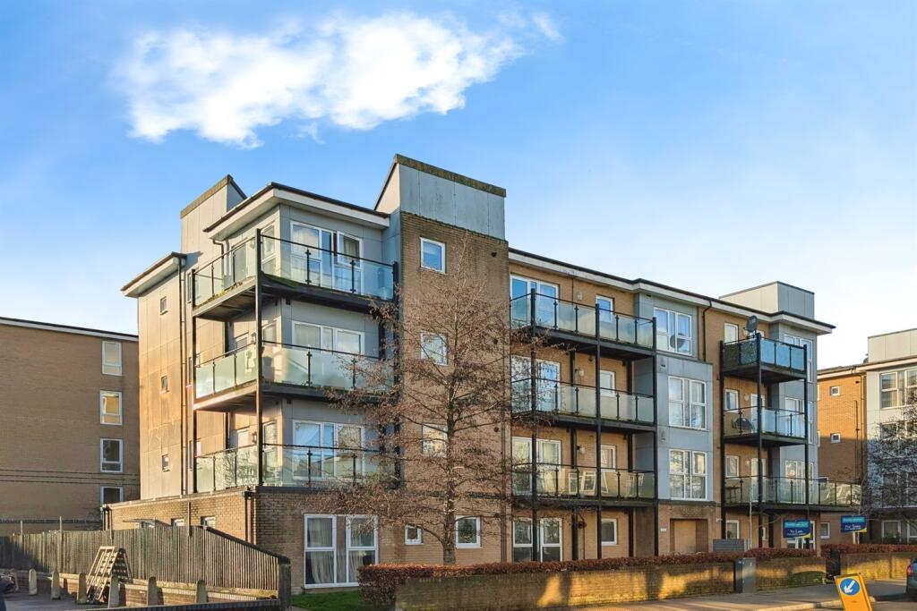 2 bed 1st Floor Flat for rent in Southampton. From Enfields - Southampton