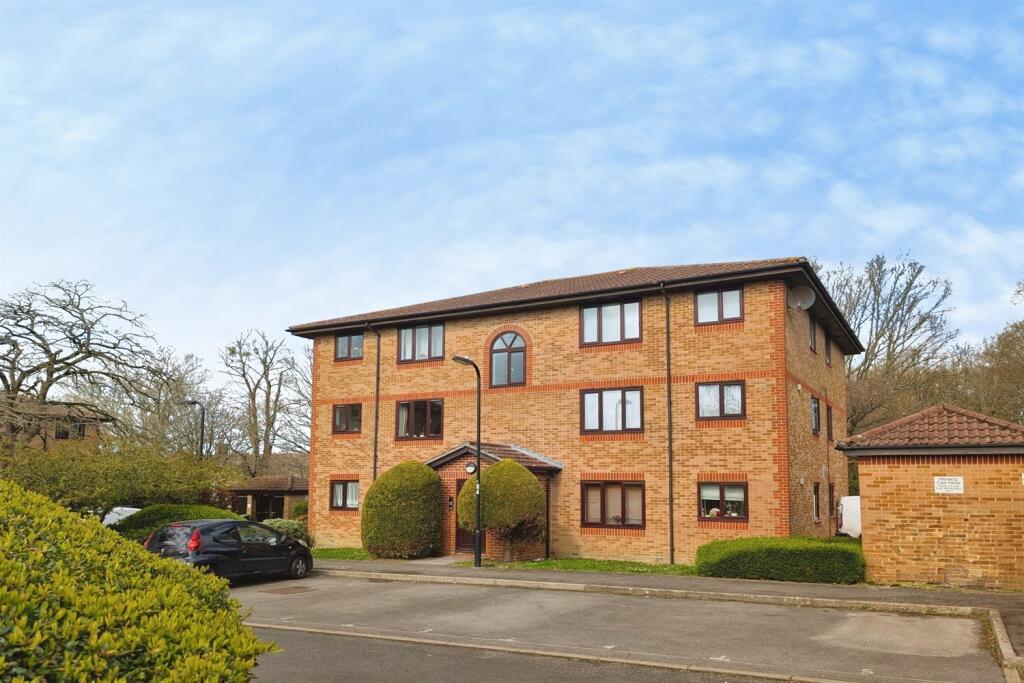 1 bed 1st Floor Flat for rent in Rownhams. From Enfields - Southampton