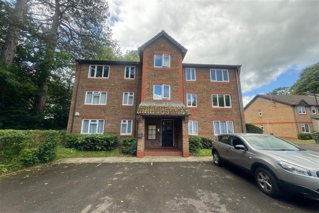 2 bed Apartment for rent in Rownhams. From Enfields - Southampton