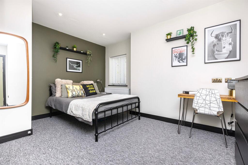 1 bed 1st Floor Flat for rent in Rownhams. From Enfields - Southampton