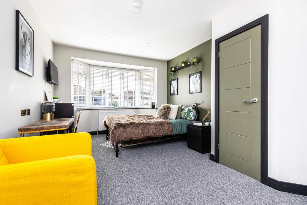 1 bed 1st Floor Flat for rent in Rownhams. From Enfields - Southampton 1 bed 1st Floor Flat for rent in Rownhams. From Enfields - Southampton