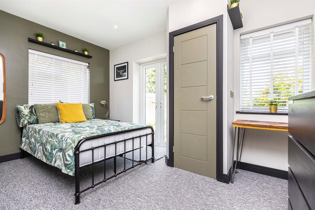 1 bed 1st Floor Flat for rent in Rownhams. From Enfields - Southampton 1 bed 1st Floor Flat for rent in Rownhams. From Enfields - Southampton