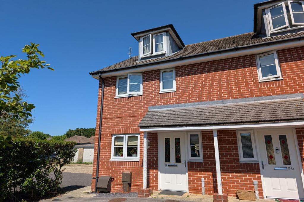 3 bed End of Terrace for rent in Peel Common. From Enfields - Southampton 3 bed End of Terrace for rent in Peel Common. From Enfields - Southampton