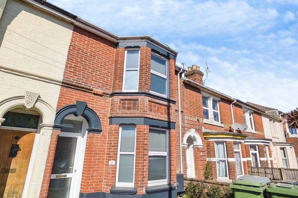 1 bed Mid Terraced House for rent in Eastleigh. From Enfields - Southampton