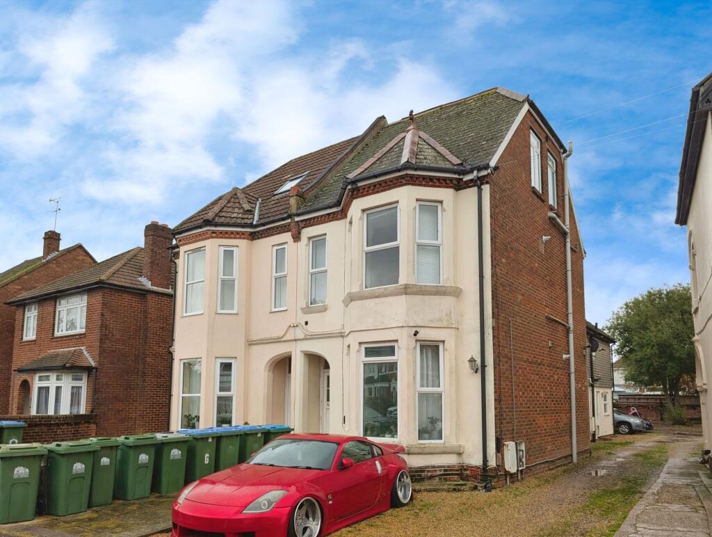 1 bed 1st Floor Flat for rent in Southampton. From Enfields - Southampton