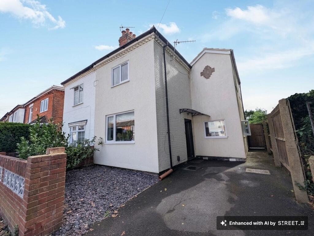 4 bed Semi Detached for rent in Southampton. From Enfields - Southampton