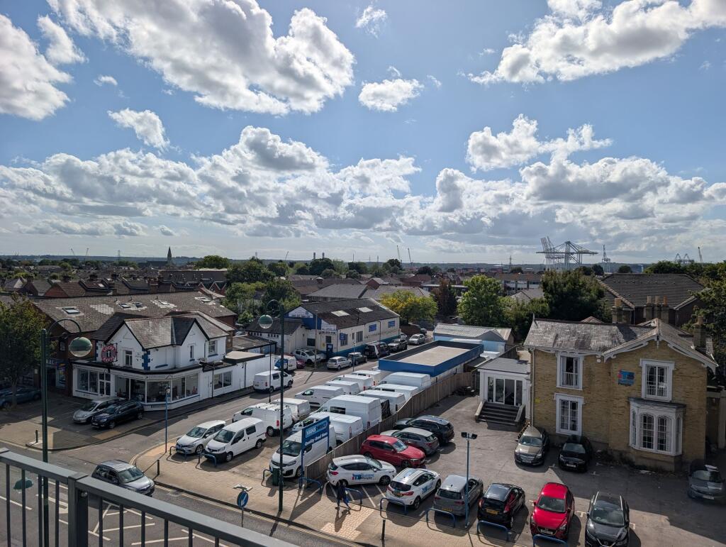 0 bed 1st Floor Flat for rent in Southampton. From Enfields - Southampton