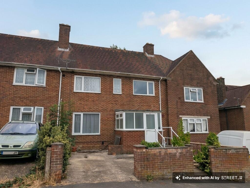 5 bed Mid Terraced House for rent in Southampton. From Enfields - Southampton 5 bed Mid Terraced House for rent in Southampton. From Enfields - Southampton