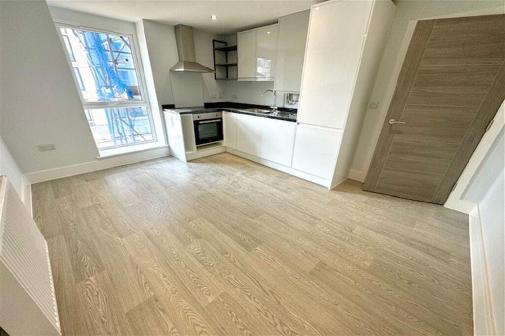 1 bed 1st Floor Flat for rent in Southampton. From Enfields - Southampton