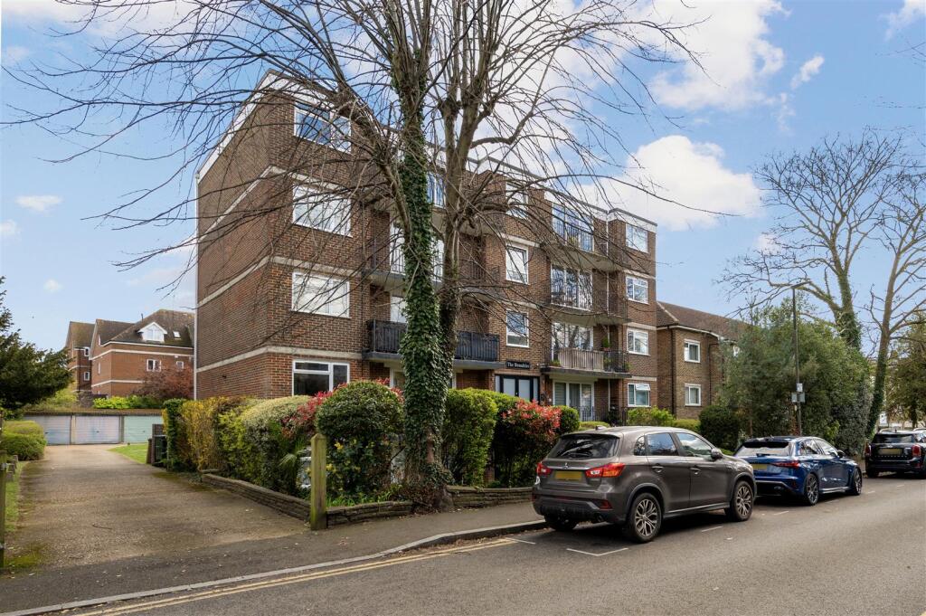 2 bed Apartment for rent in London. From Fuller Gilbert & Co - Wimbledon